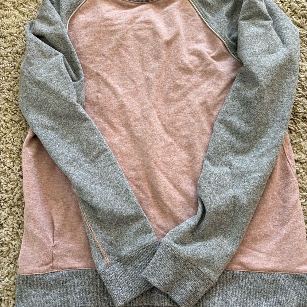 lululemon Pink and Gray Sweatshirt with stretch size small